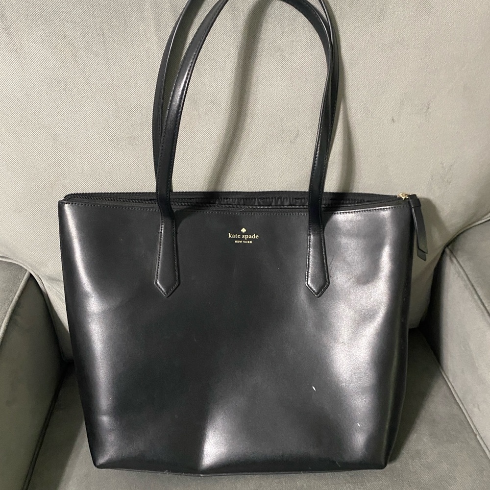 Kate Spade Black Tote Sleek Structured Design